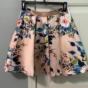Xtraordinary floral skirt size 3